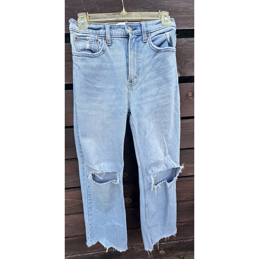 Abercrombie & Fitch The 90's Relaxed Jean High‎ Rise Size 26/2 Light Blue Wash